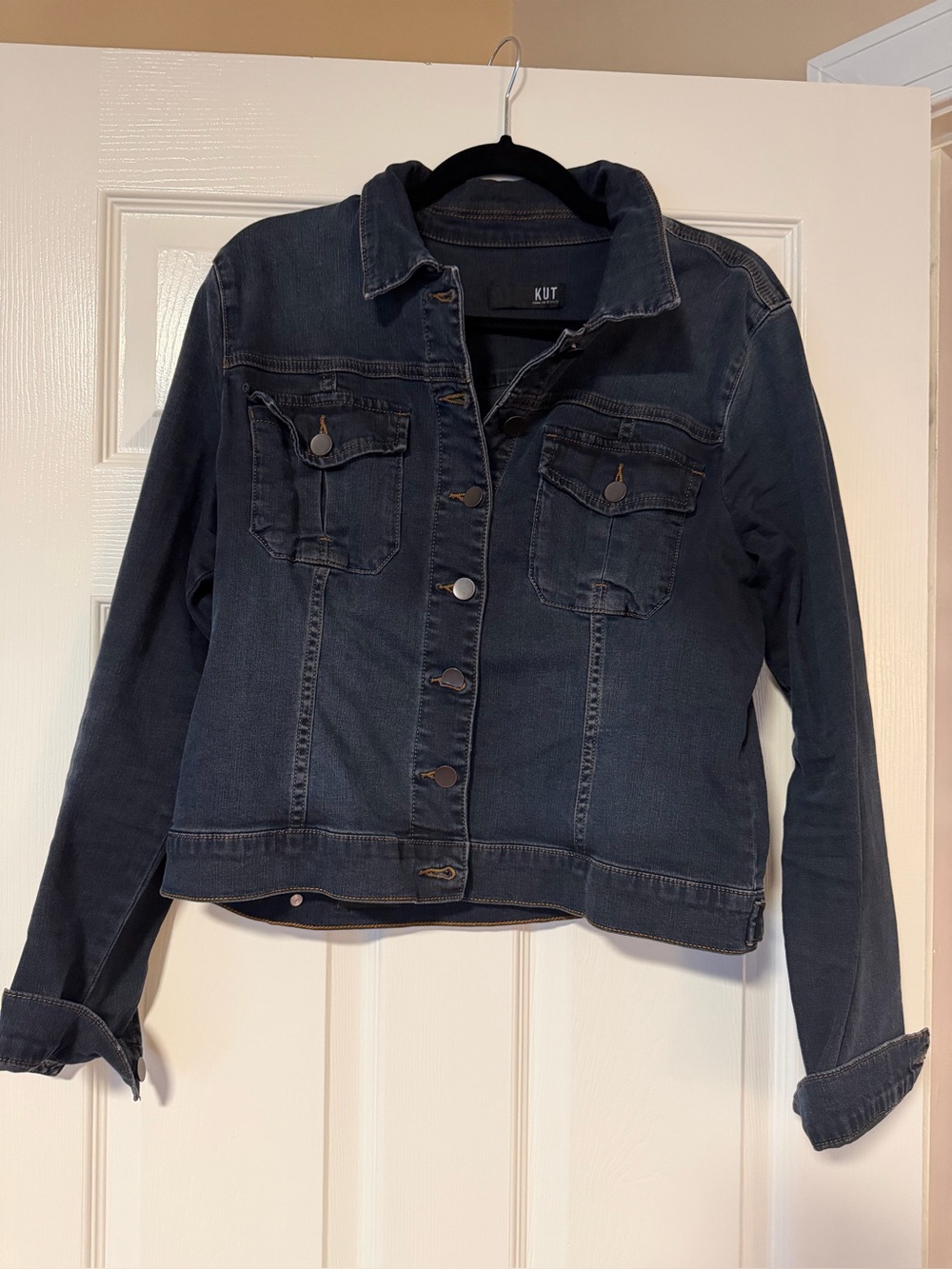 Kut from the Kloth dark Wash  Denim Amelia Jacket